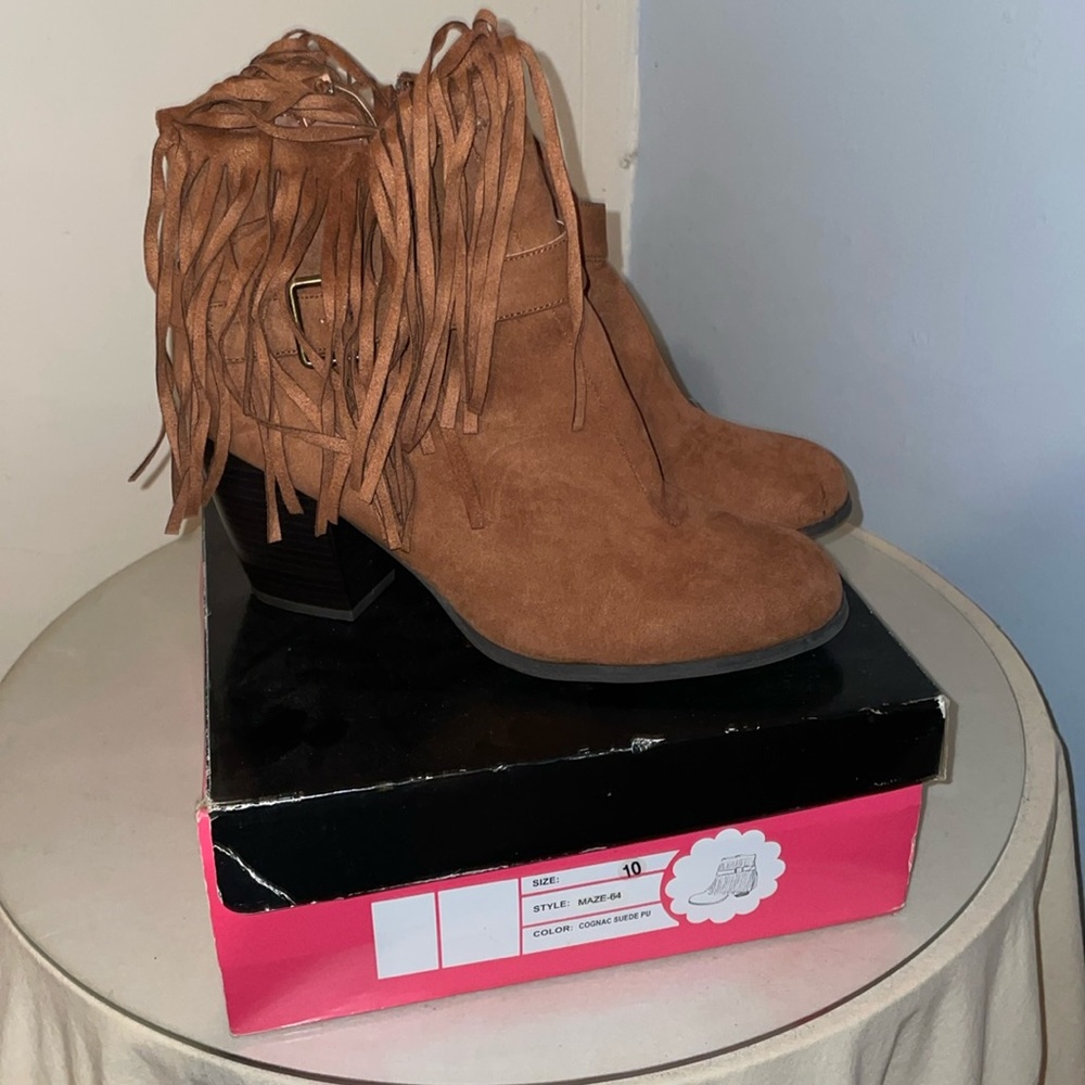 Charlotte Russe Brown heeled Booties size 10